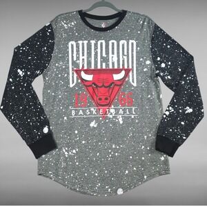 Chicago Bulls NBA Paint Splatter Long Sleeve Graphic Tee Gray Large Streetwear